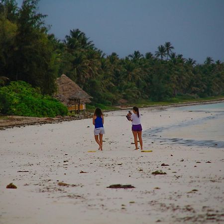 African Sun Sea Beach Resort & Spa Занзибар Экстерьер фото