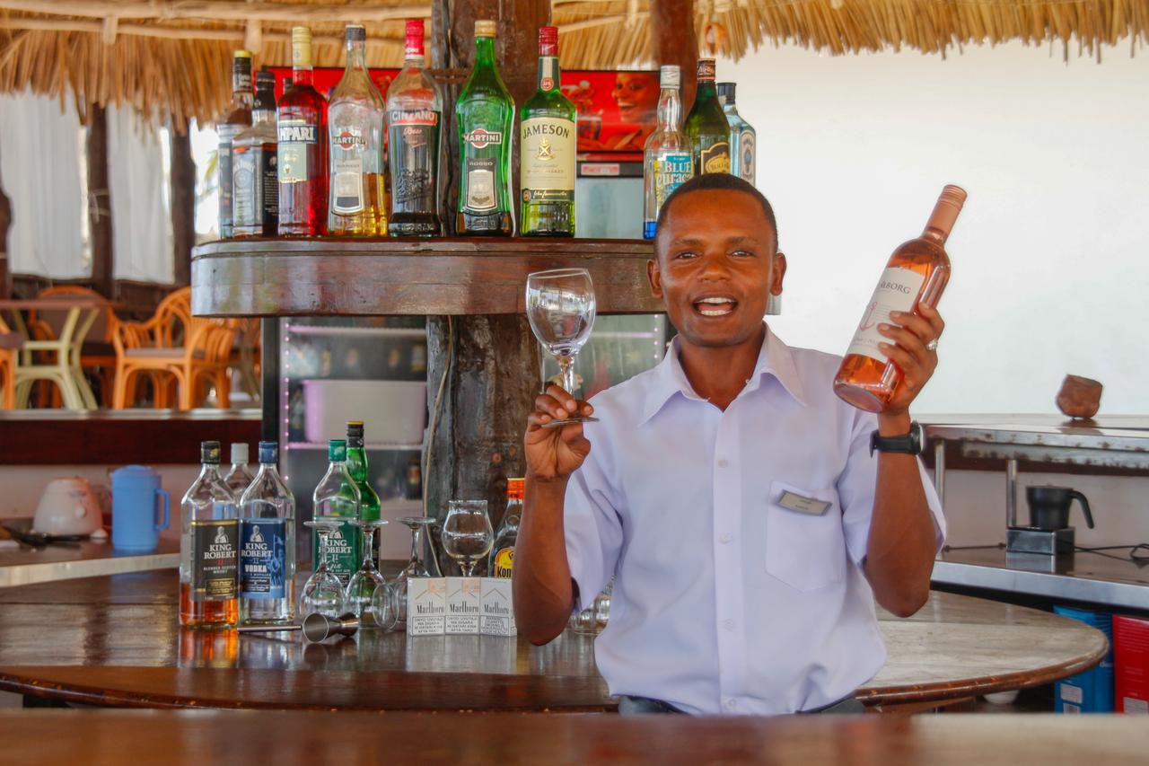 African Sun Sea Beach Resort & Spa Занзибар Экстерьер фото